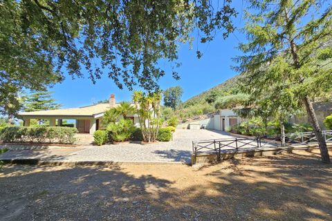 Villa in Collesano, Palermo, Collesano - € 190.000 | Ref: 10640 - foto 23